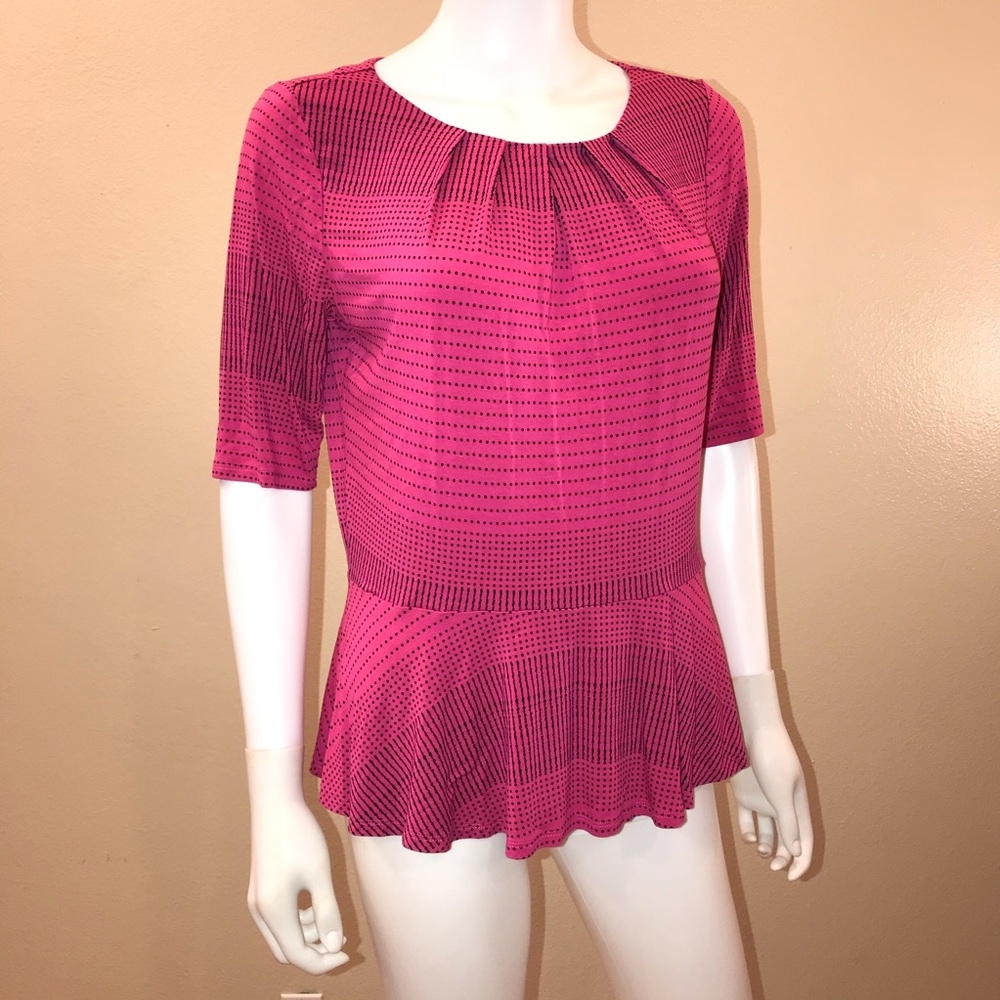 Liz Claiborne Peplum Top Womens Size Medium Pink Black Short Sleeve